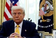 Trump volta a chamar estreito de Ormuz “novo território dos EUA”